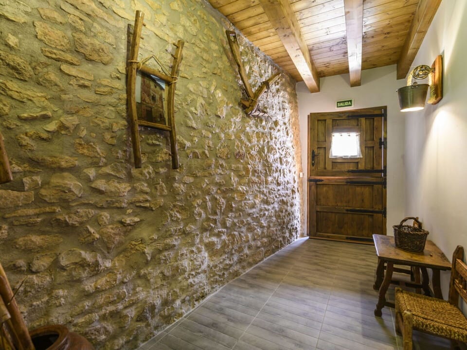 Wood, Interior Design, Hall, Picture Frame, Flooring, Floor, Wall, Beam, Hardwood, Wood Stain