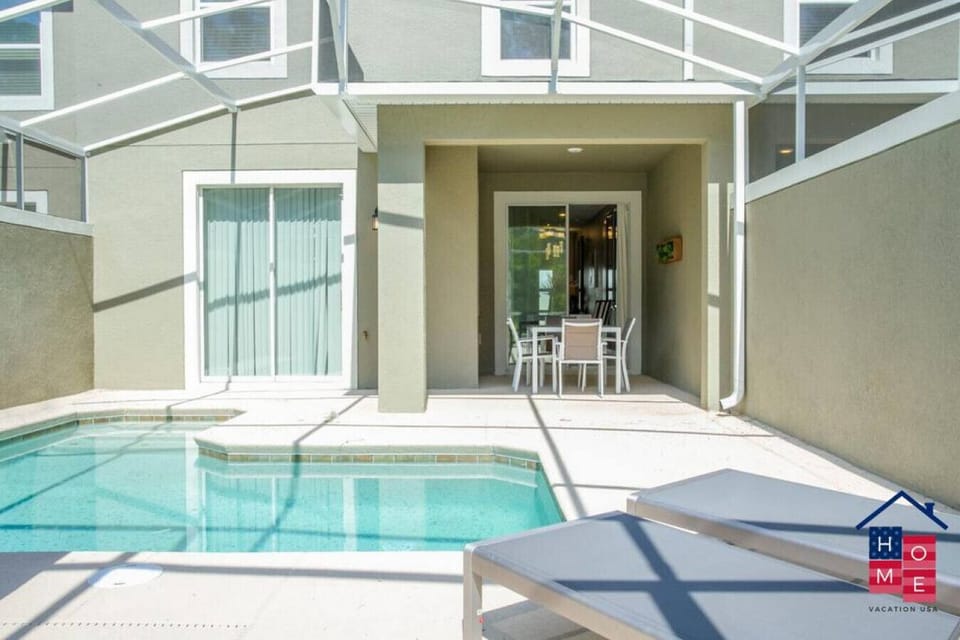 Private pool