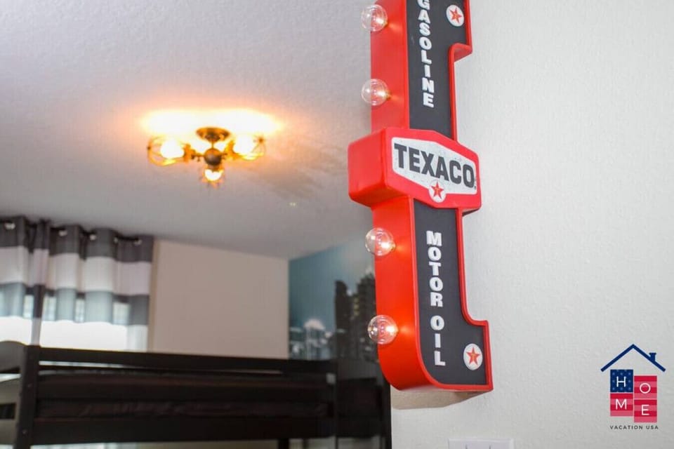 Kids bedroom