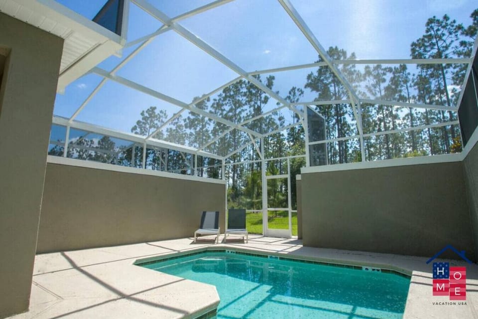 Private pool
