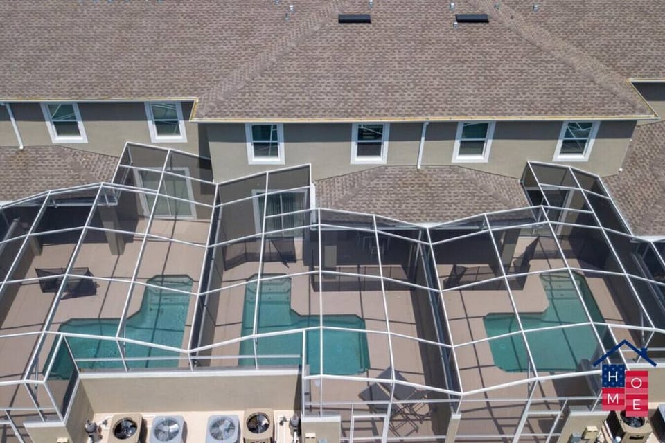 Private pool