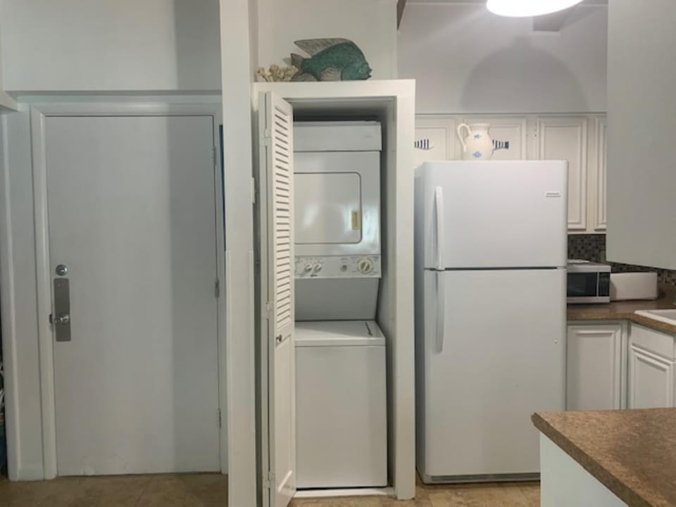 Washer/Dryer in unit so you can pack light