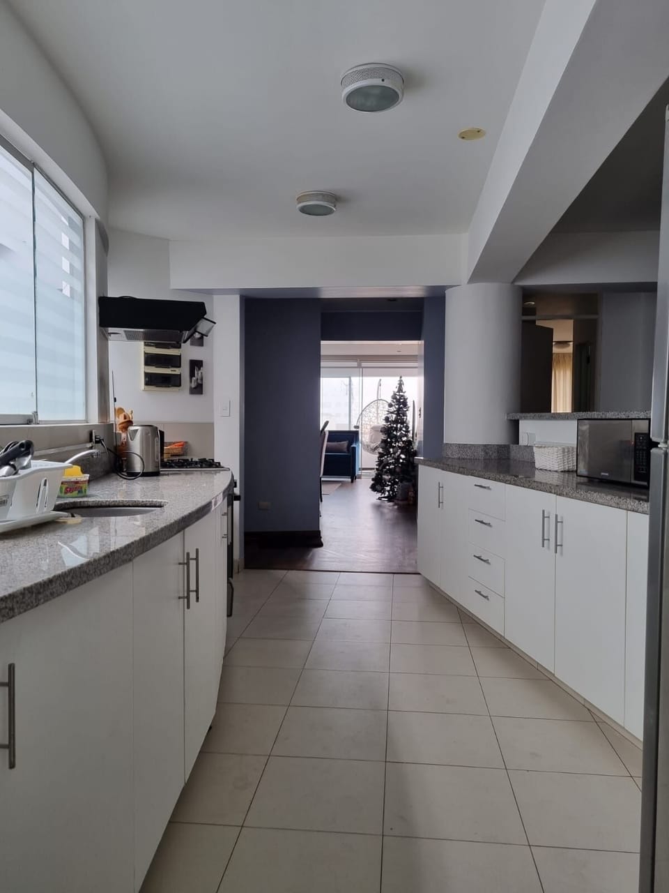 Very spacious kitchen 
