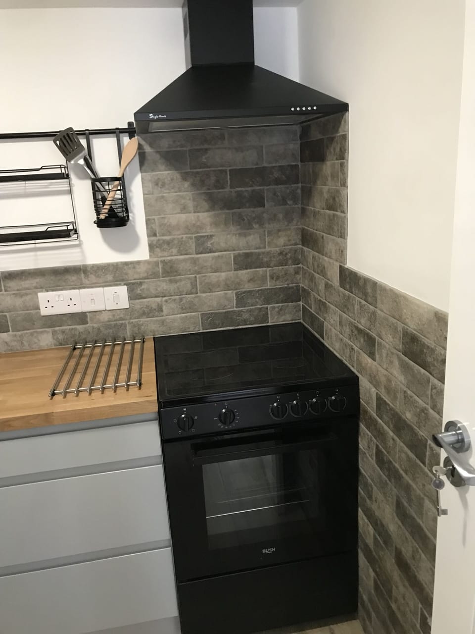 Electric Oven in Studio Apartment