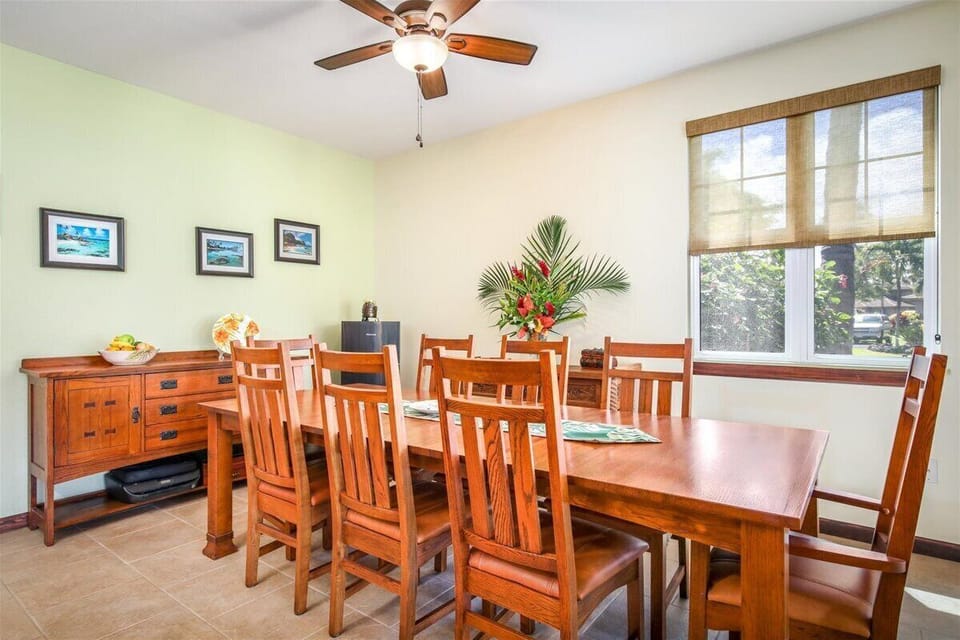 Dining Room Seats Eight