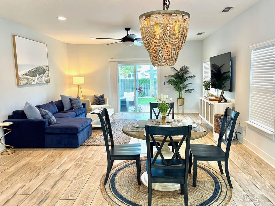 Living Room and Dining Area (Most accurate photo as to colors of the home!)