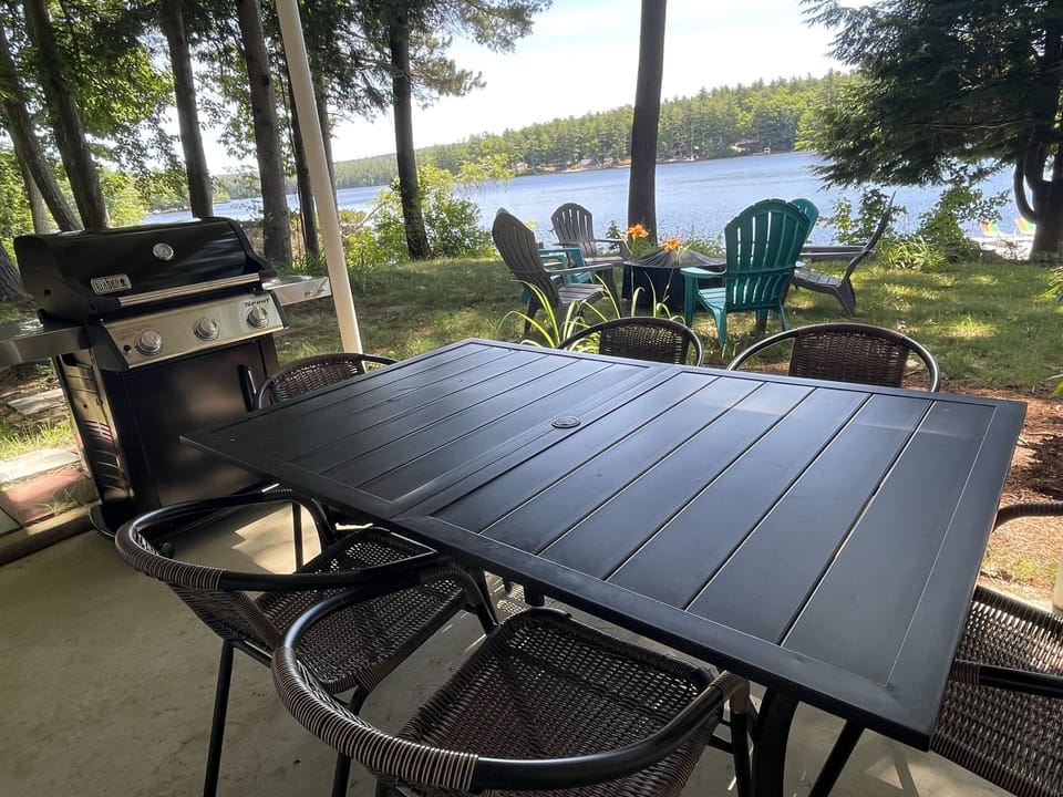 back yard | enjoy a meal outside on this patio table that comfortably seats six