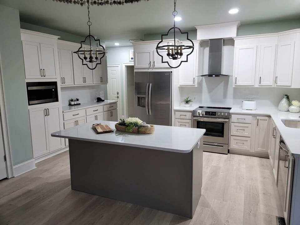 Main Level Kitchen (3)