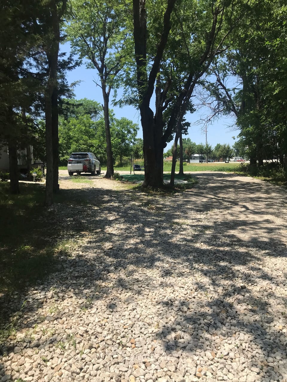 Circle parking driveway 