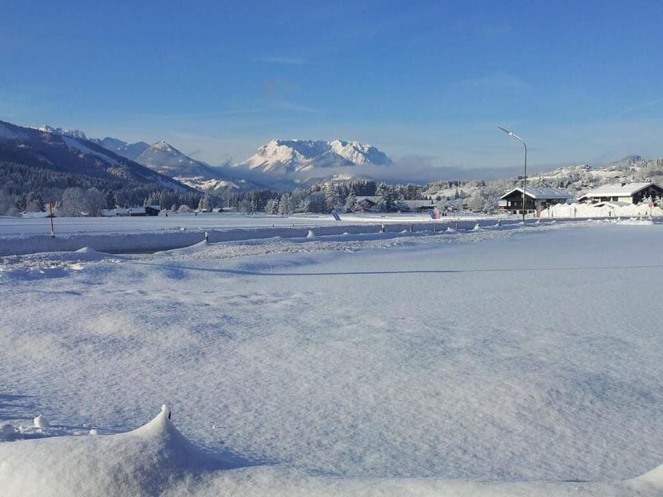 Snow and ski sports