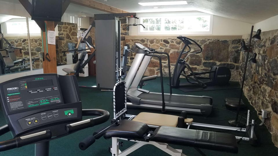 3 One Bedroom Fitness Room
