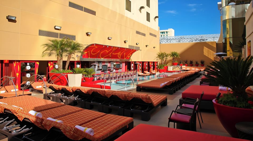 Outdoor Pool & Loungers