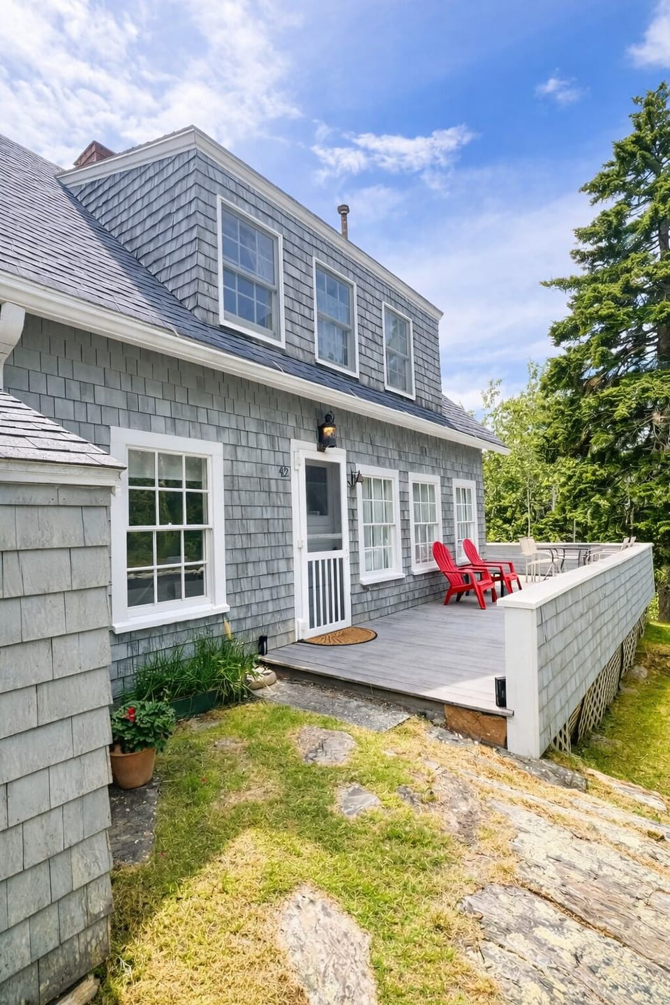 An expansive deck perfect for entertaining.