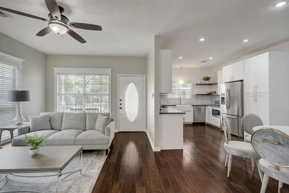 Beautifully outfitted with designer furnishings. 