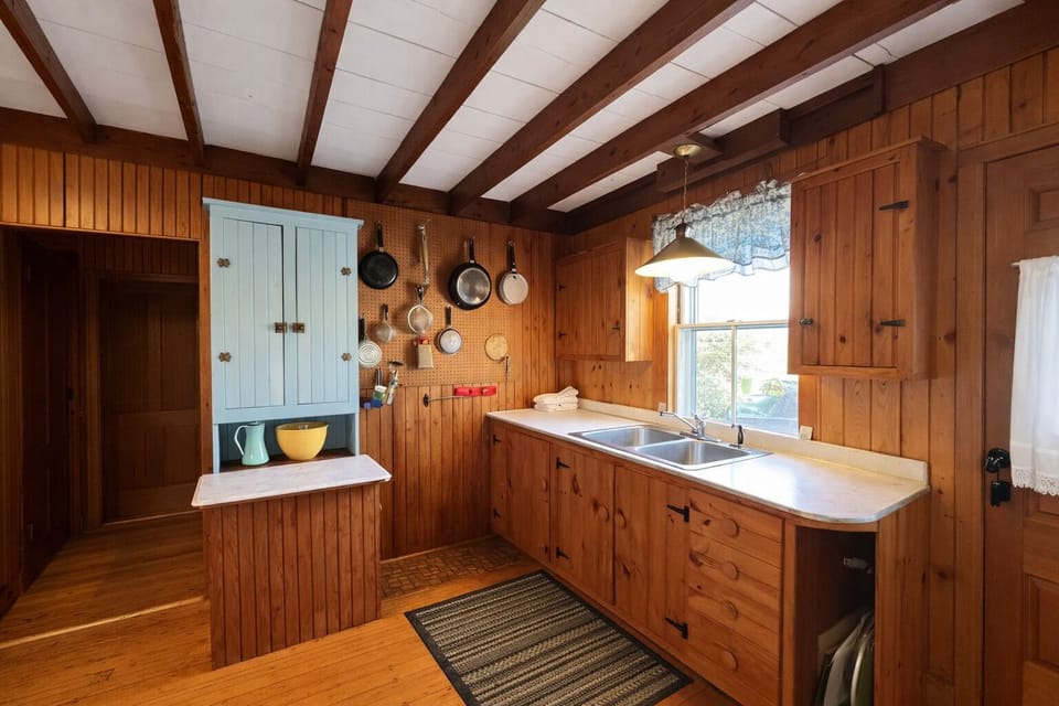 Kitchen area.