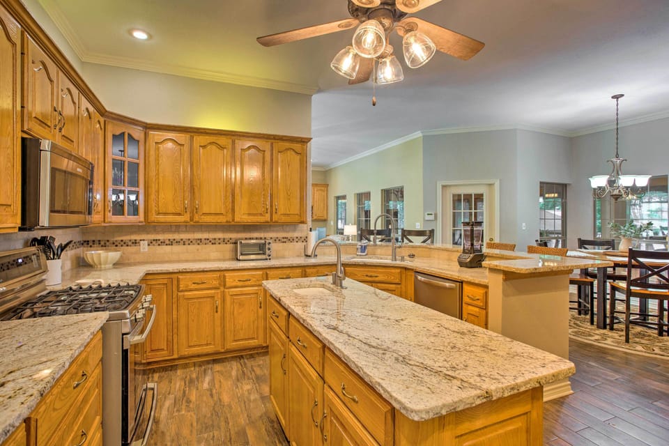 Kitchen | Coffee Makers | Toaster Oven | Blender