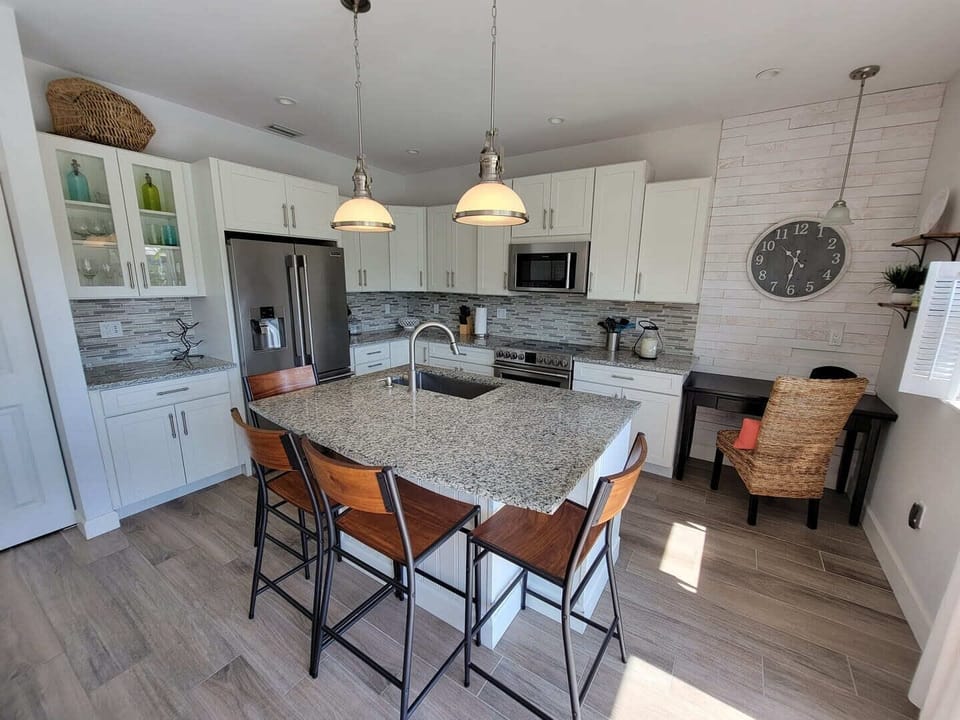 Kitchen 1