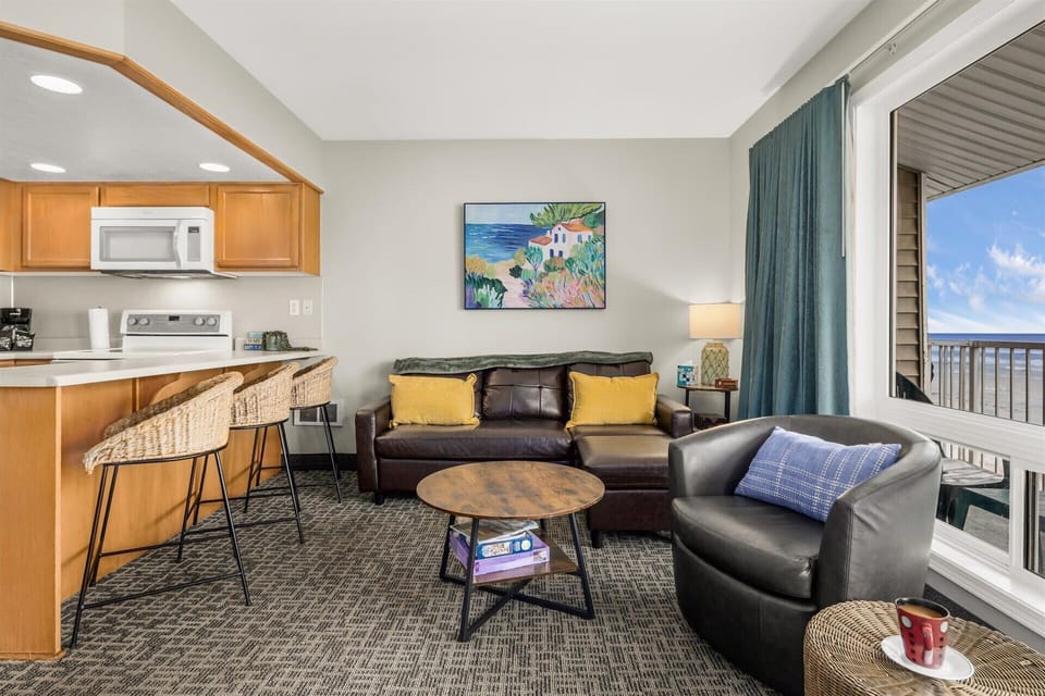 There's plenty of room for everyone to relax here