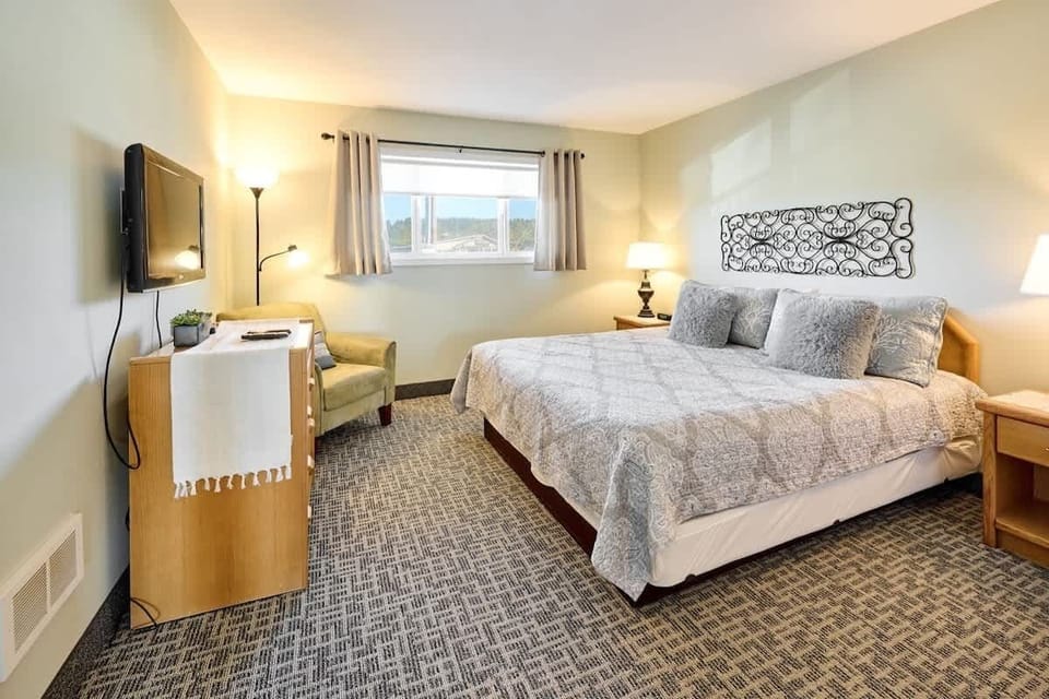 Stay cozy in the king bed in the master bedroom