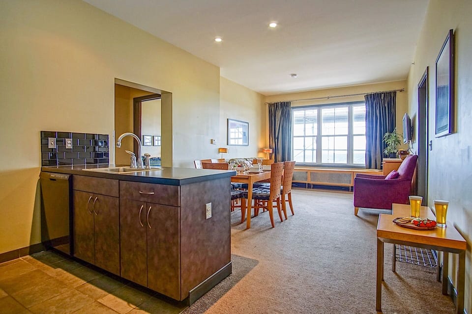 This is what you see when you walk into the unt.