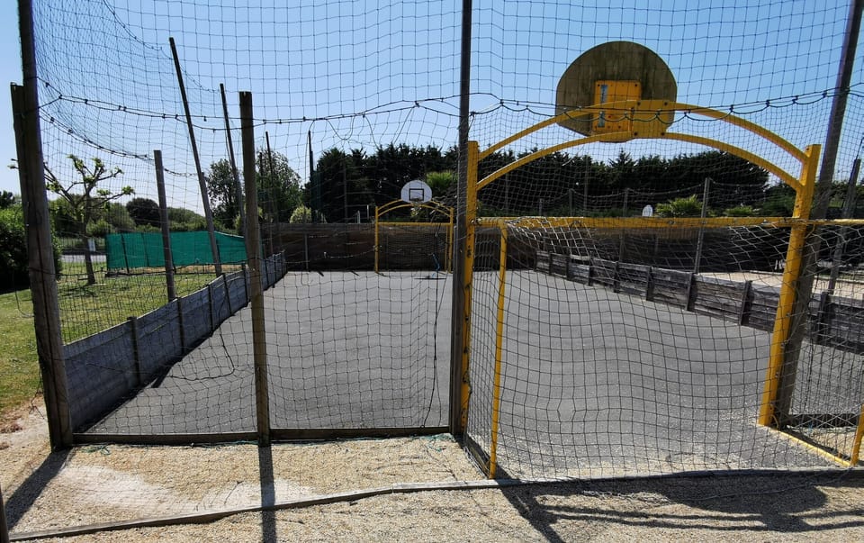 Sport court