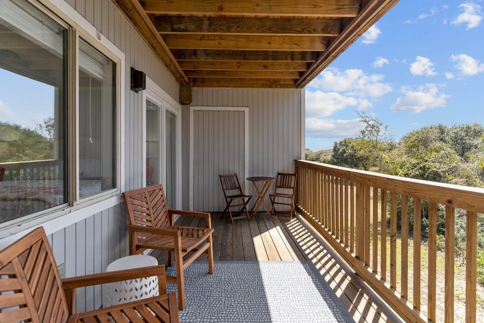 Popi's Porch