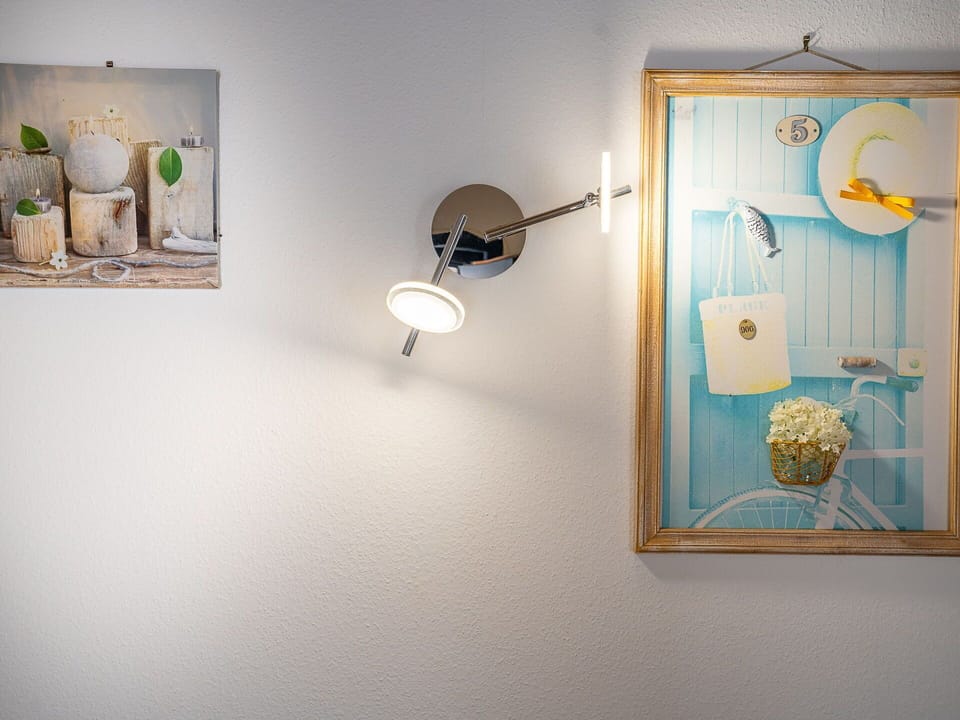 Wood, Paint, Art, Interior Design, Wall, Rectangle, Ceiling, Flooring, Tints And Shades, Glass