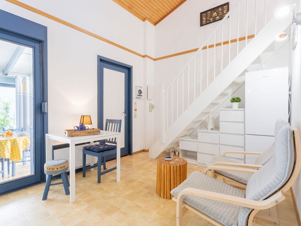 Furniture, Property, Wood, Building, Orange, Architecture, Interior Design, Table, Flooring, Floor