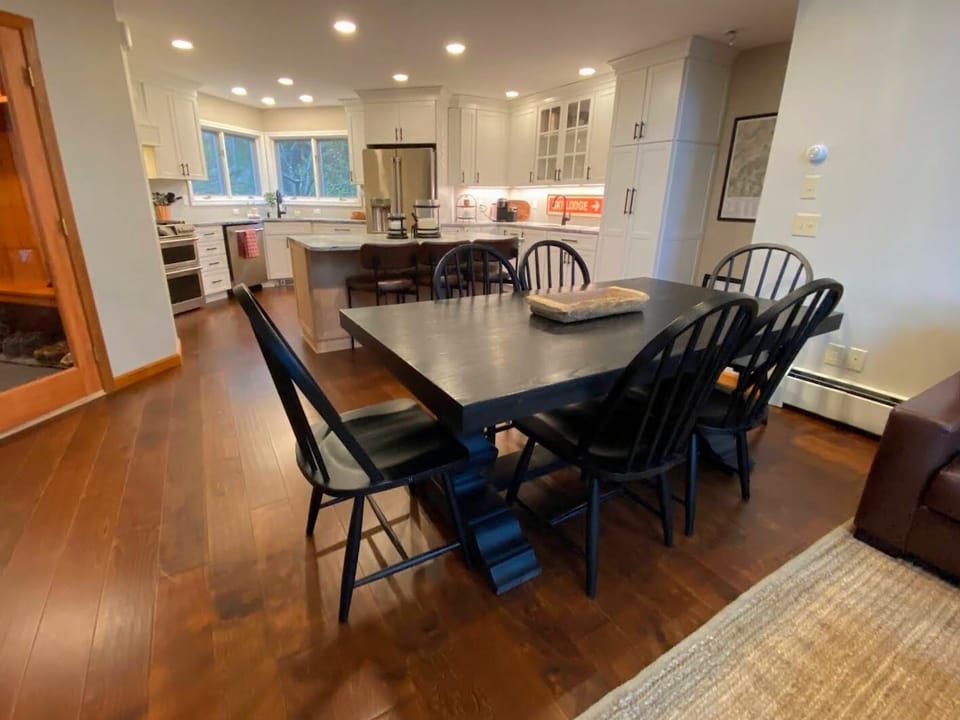 Dining table for 6