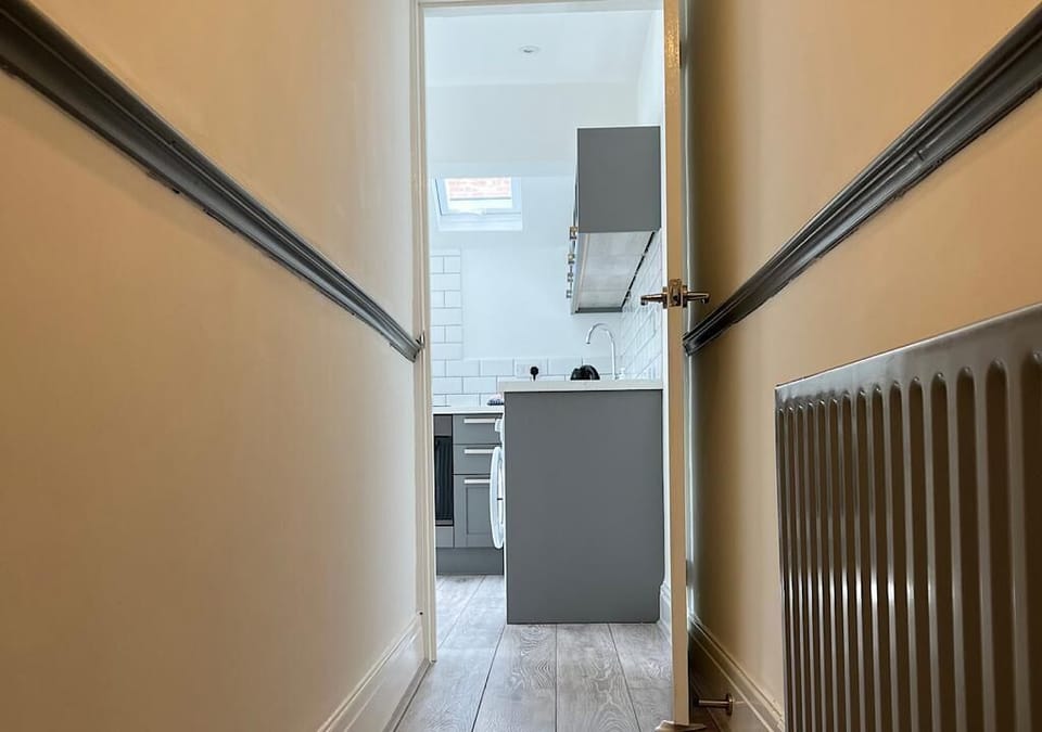 Hallway leading to the kitchen  