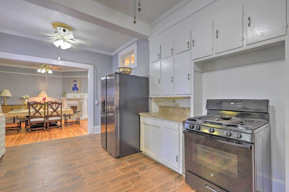 Kitchen | Trash Bags/Paper Towels