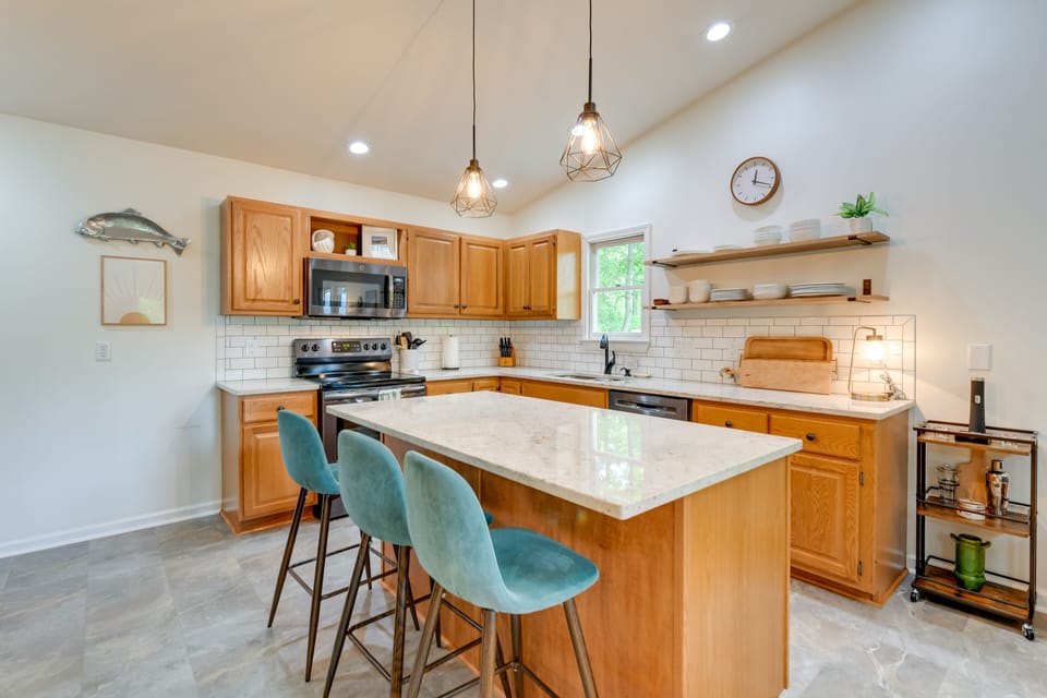 Kitchen | Cooking Basics Supplied