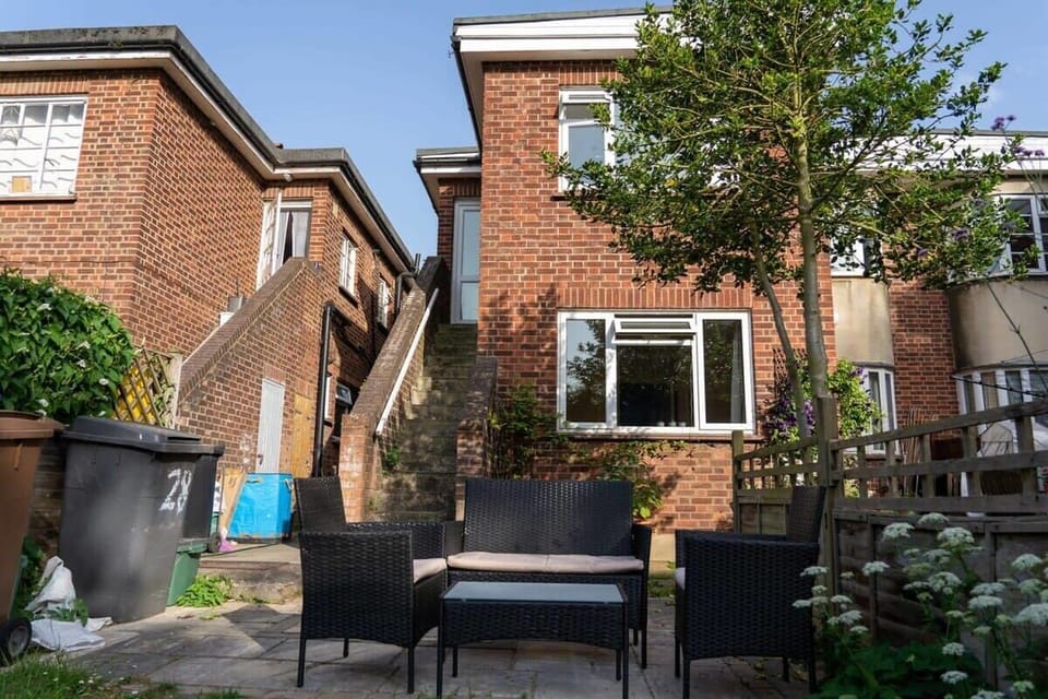Outdoor Garden & Patio