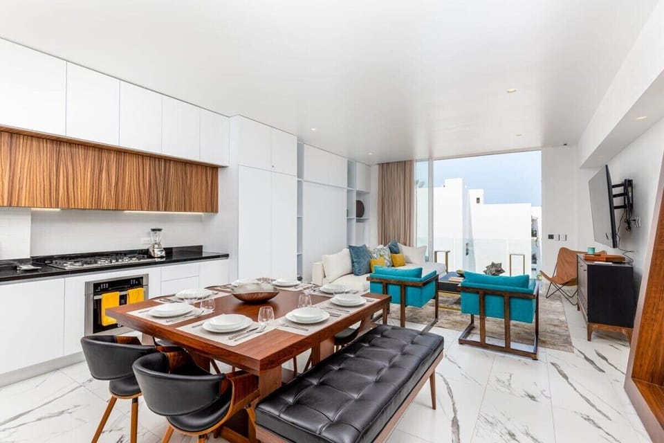 Dining & Living Area
