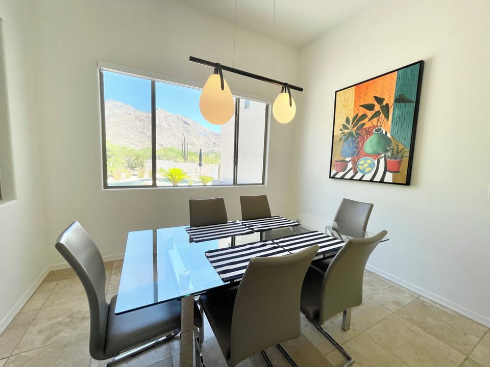 Breakfast nook off the kitchen. You, coffee and the mountain. All you need.