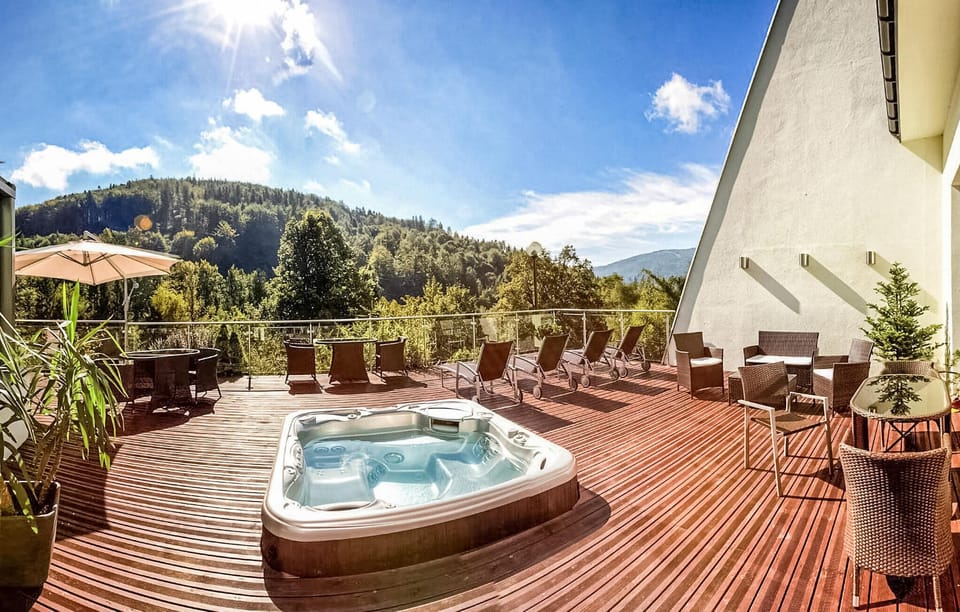 hot-tub