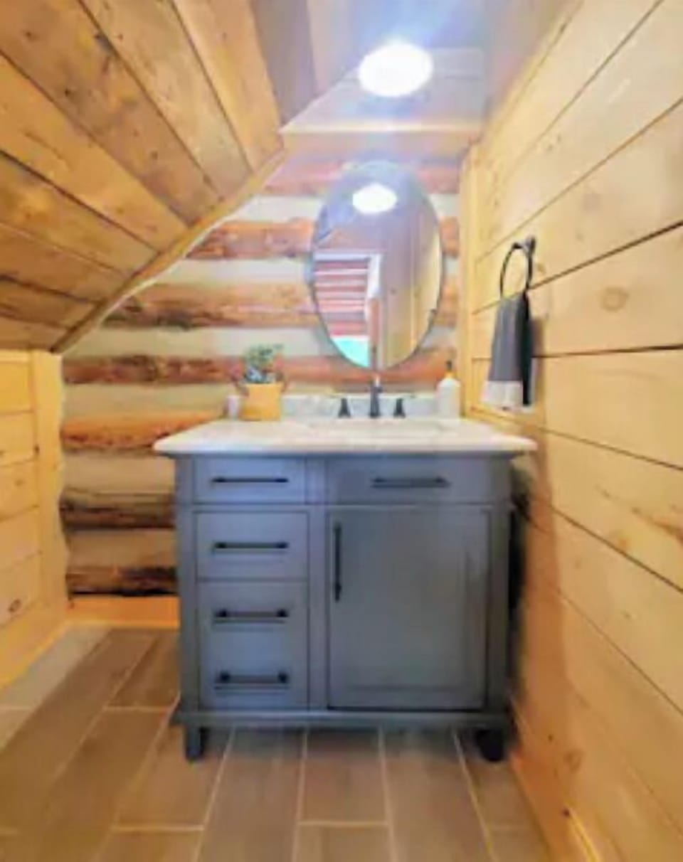 Main Floor Half Bath