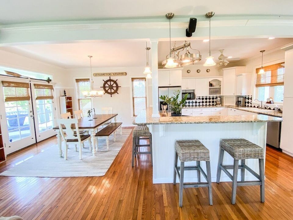 You'll enjoy entertaining in the open concept great room!