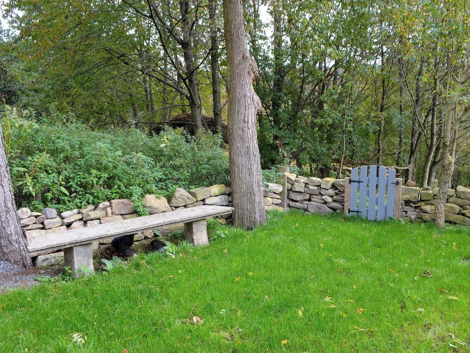 Garden | Tiny House Railway Carriage Number 1 - Lockhaugh Farm Cottages & Carriages, Rowlands Gill