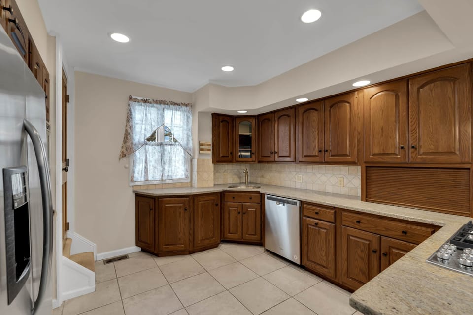 Kitchen (2)