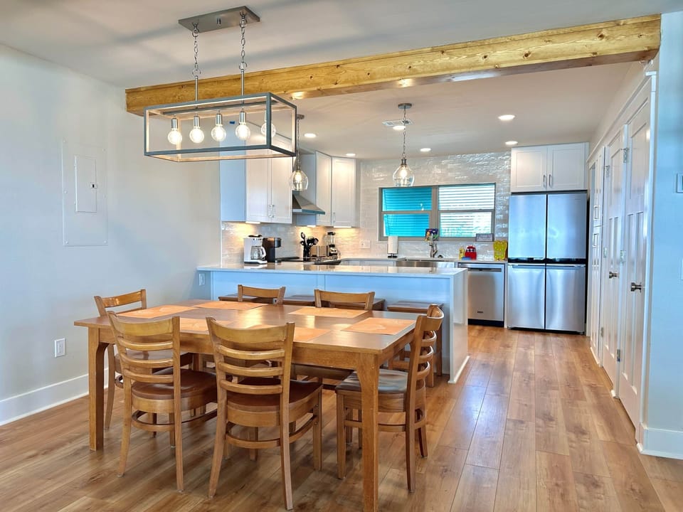Sol kitchen (south side) (1)