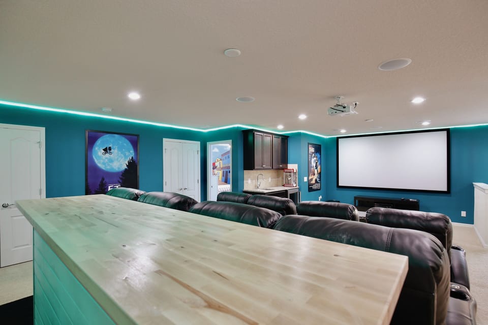 Home theater bar