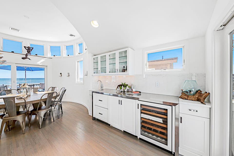wet bar, wine fridge, beverage drawers and ice maker