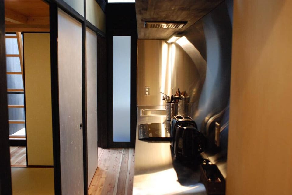 Rent Kikuhama house in Kyoto | Japan Experience - Kitchen