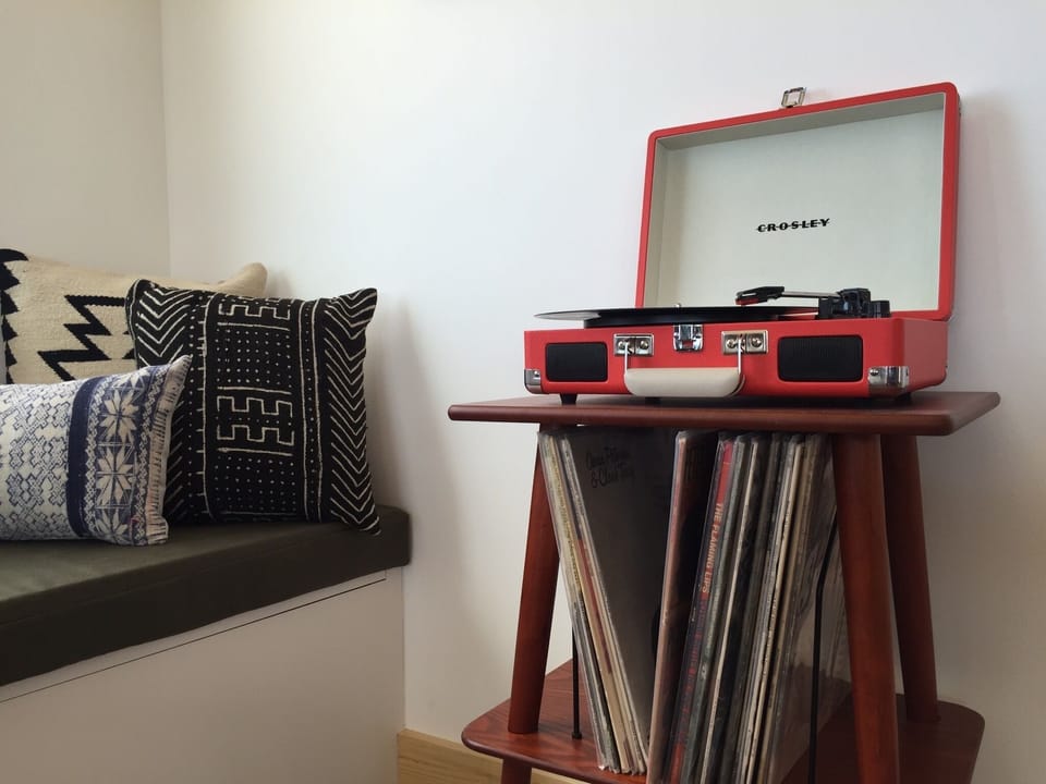 Working record player with records