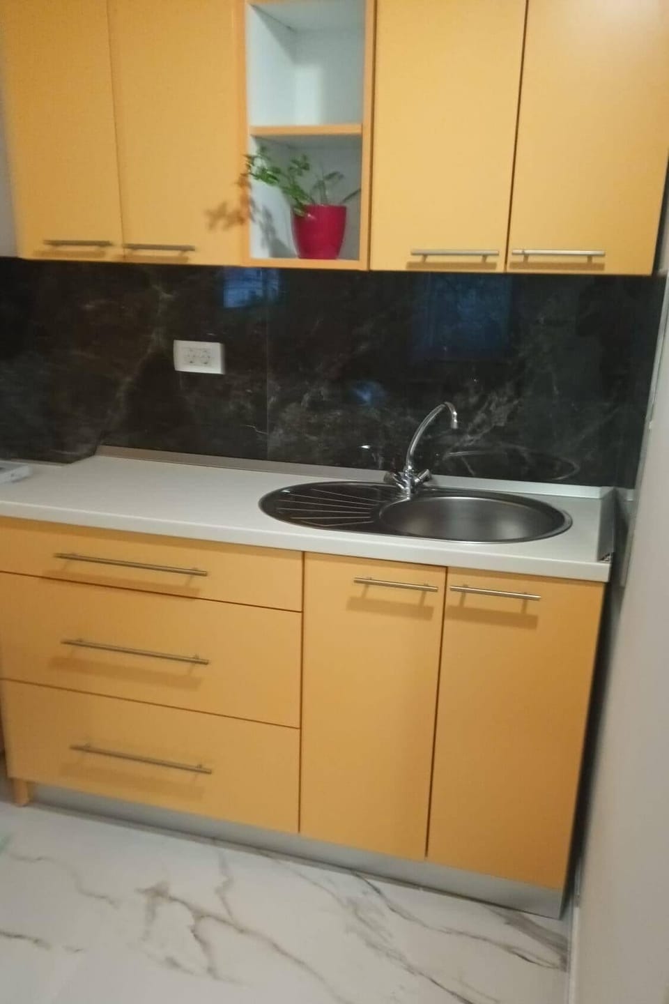 Kitchen 2