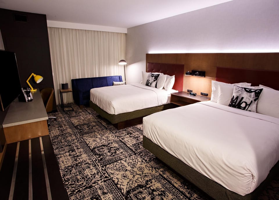 3 Diamond Suite ADA Accessible Guest Room 2