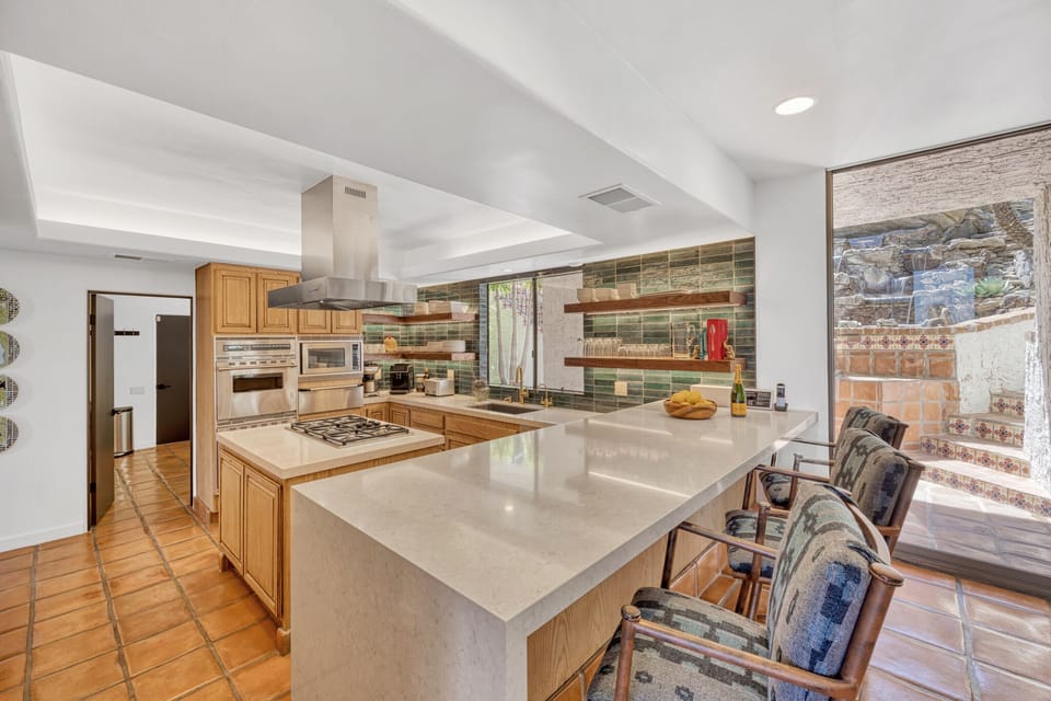 Ridge House - Breakfast Bar