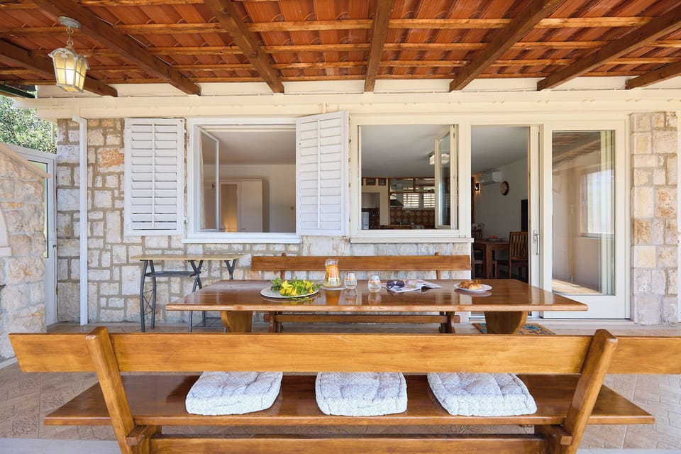 Bay View House - Four Bedroom House, Sleeps 7 House in Dubrovnik-Neretva County