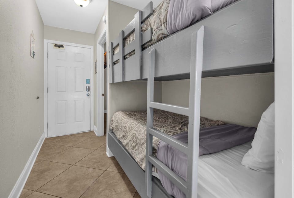 Hallway bunks